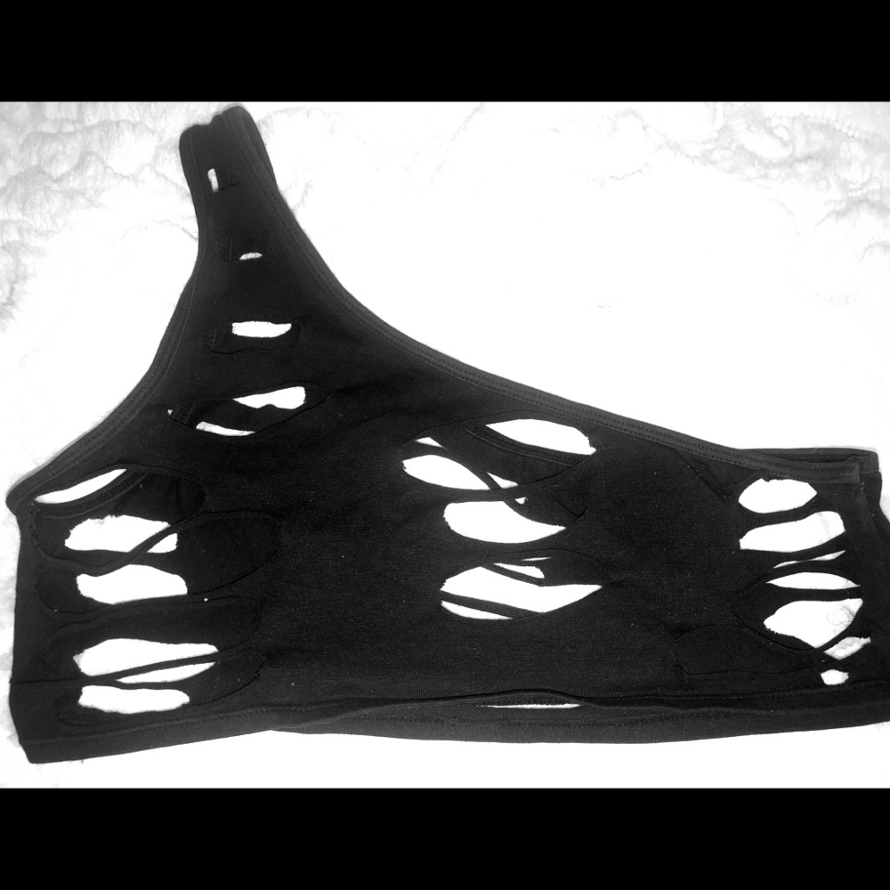 Small Ripped Black Croptop